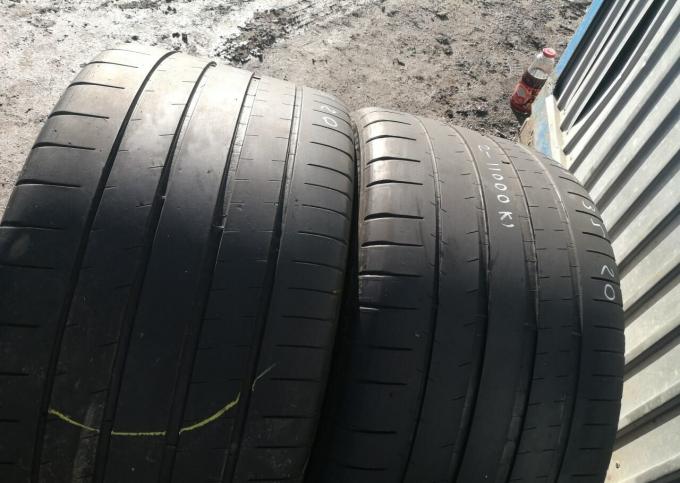 Michelin Pilot Super Sport 295/35 R20