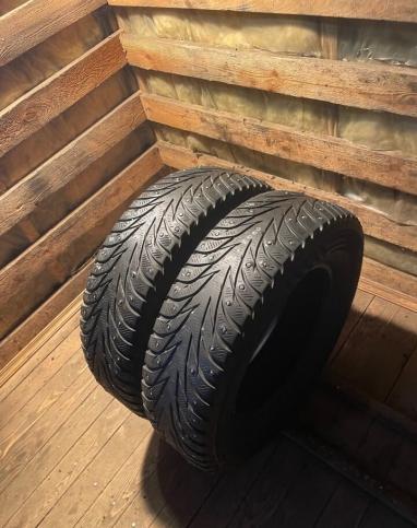 Yokohama Ice Guard IG35 215/70 R16