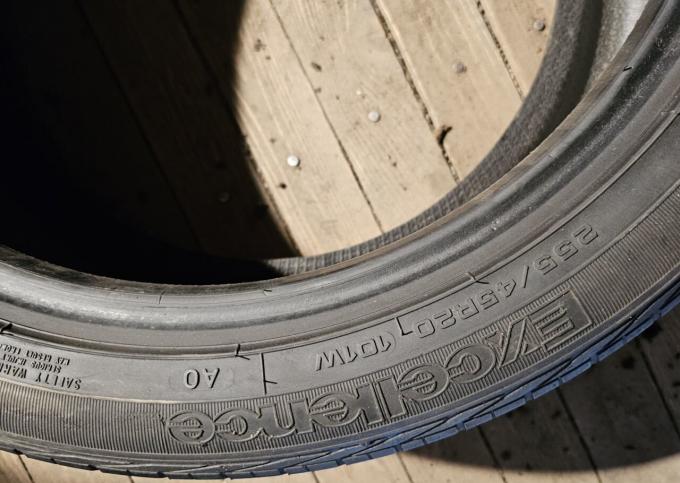 Goodyear Excellence 255/45 R20