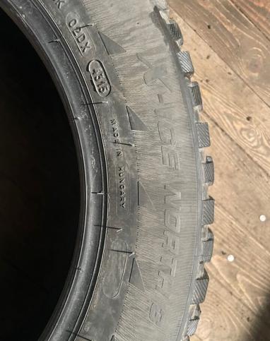 Michelin X-Ice North 3 225/55 R17