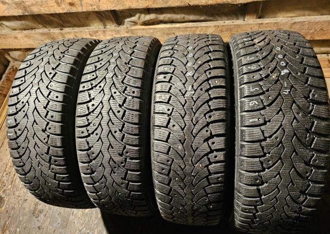 Pirelli Formula Ice 195/65 R15