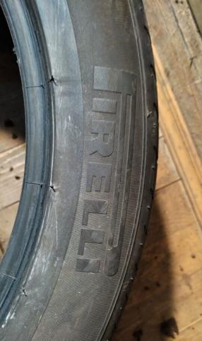 Pirelli P Zero 295/40 R21