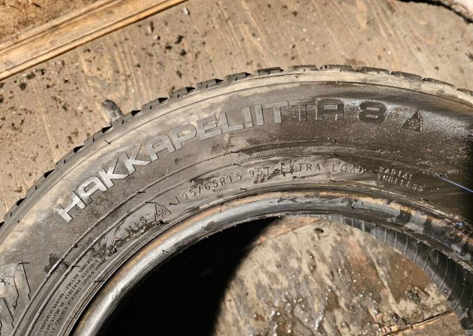 Nokian Tyres Hakkapeliitta 8 195/65 R15